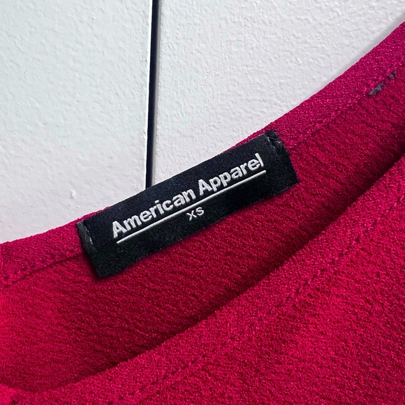 American Apparel Crepe V-Neck Strapy Cami - Picture 5 of 6